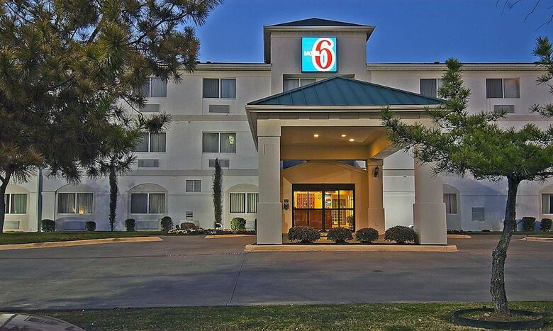 Motel 6 Dallas, Tx - North - Richardson