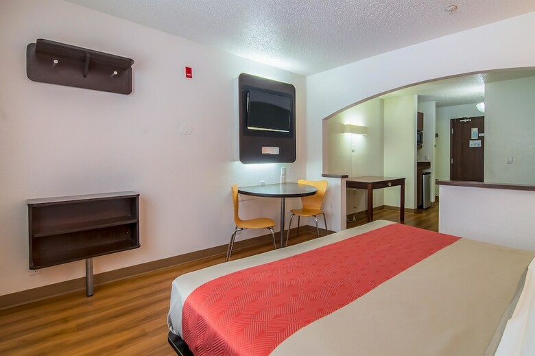 Motel 6 Dallas, Tx - North - Richardson