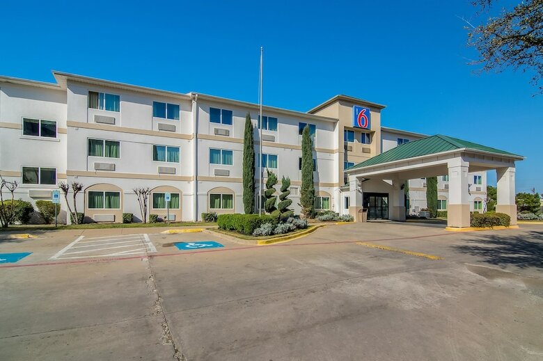 Motel 6 Dallas, Tx - North - Richardson