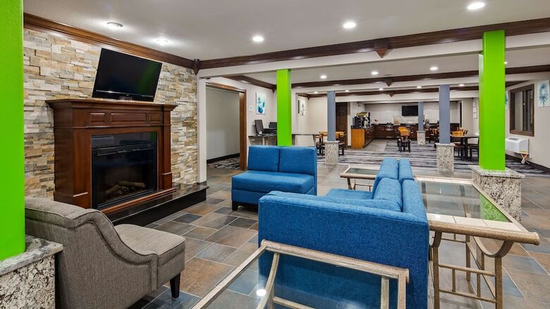 Surestay Hotel By Best Western Cedar Rapids