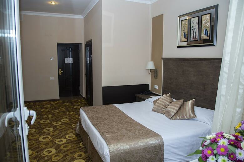 Imperial Palace Hotel