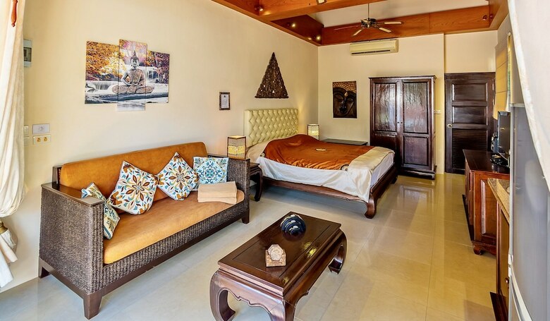 Sibaja Palms Sunset Beach Apartment