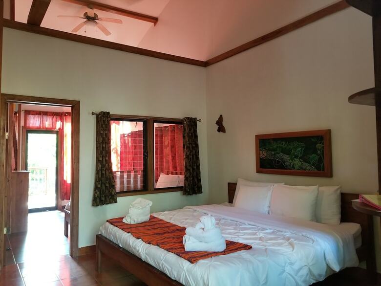 Posada Mariposa Jungle Lodge