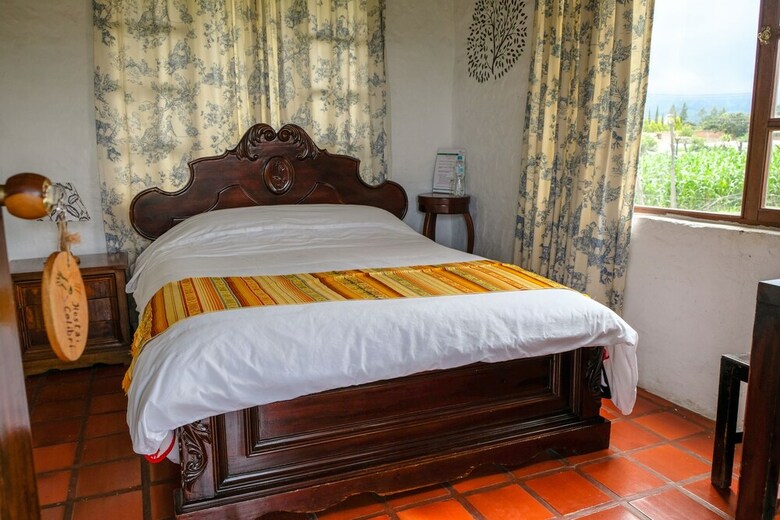 Hostal Colibr� Aeropuerto - Hostel