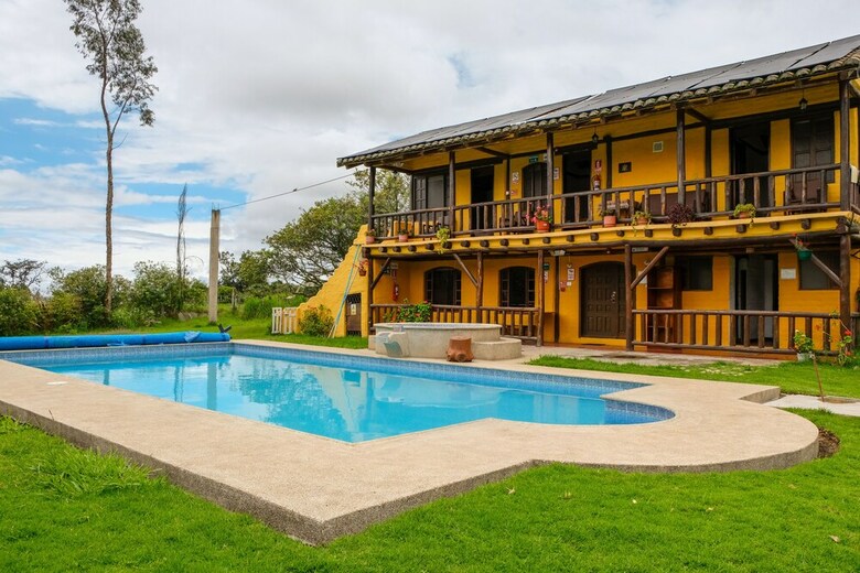 Hostal Colibr� Aeropuerto - Hostel