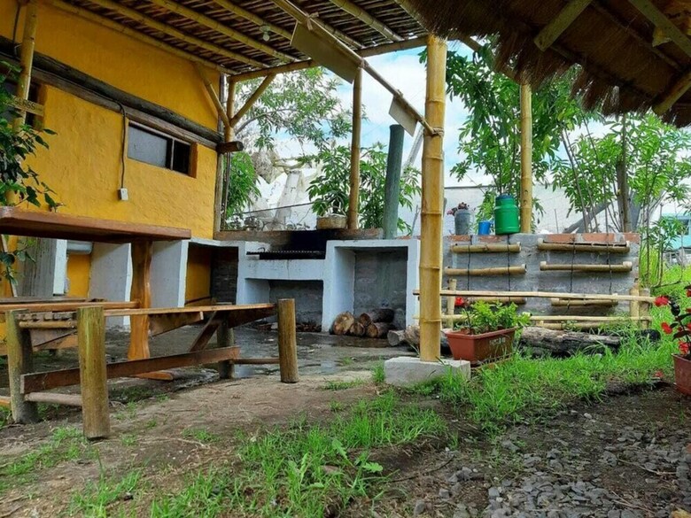 Hostal Colibr� Aeropuerto - Hostel