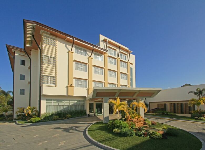 Harvest Hotel