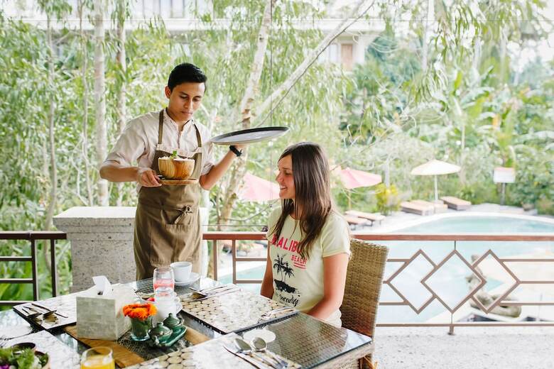 Hotel Om Ham Retreat And Resort