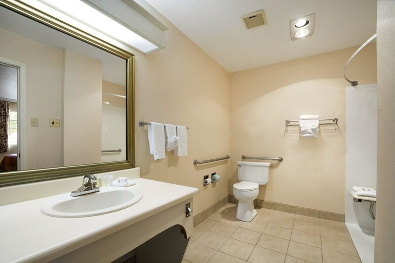 Hotel Howard Johnson By Wyndham Beaumont