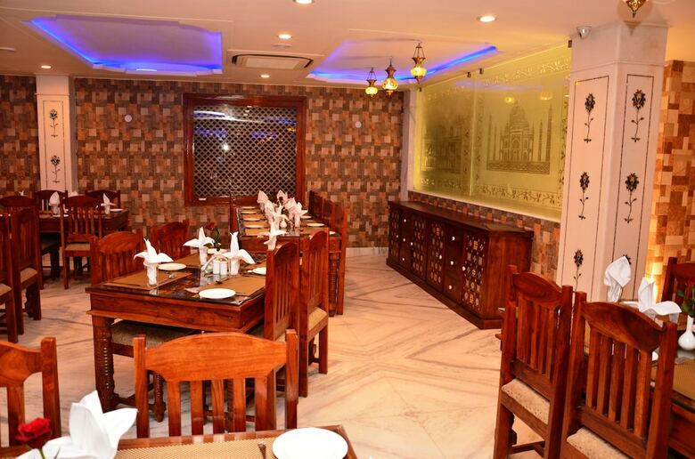 Hotel Crimson Park - The Heritage