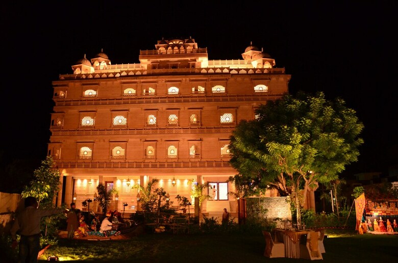 Hotel Crimson Park - The Heritage
