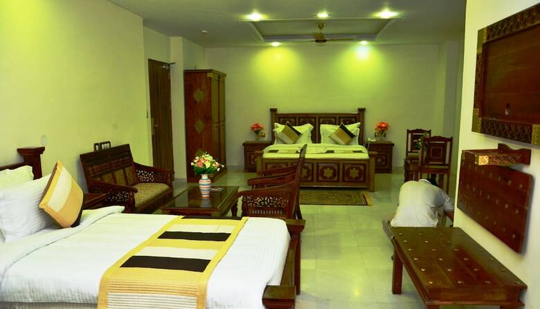 Hotel Crimson Park - The Heritage