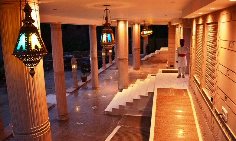 Hotel Crimson Park - The Heritage