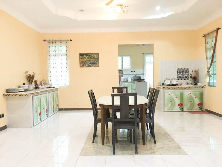 Kapal Terbang Guest House