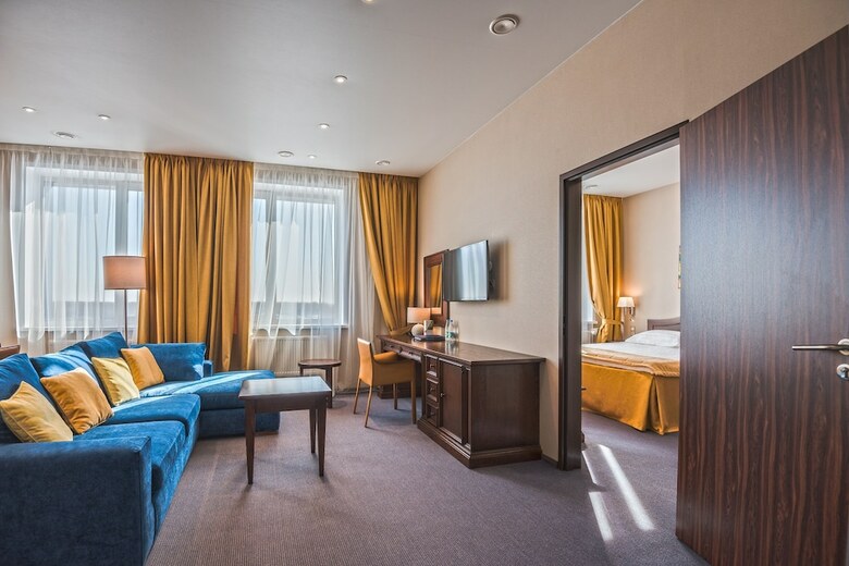 Skyexpo Hotel