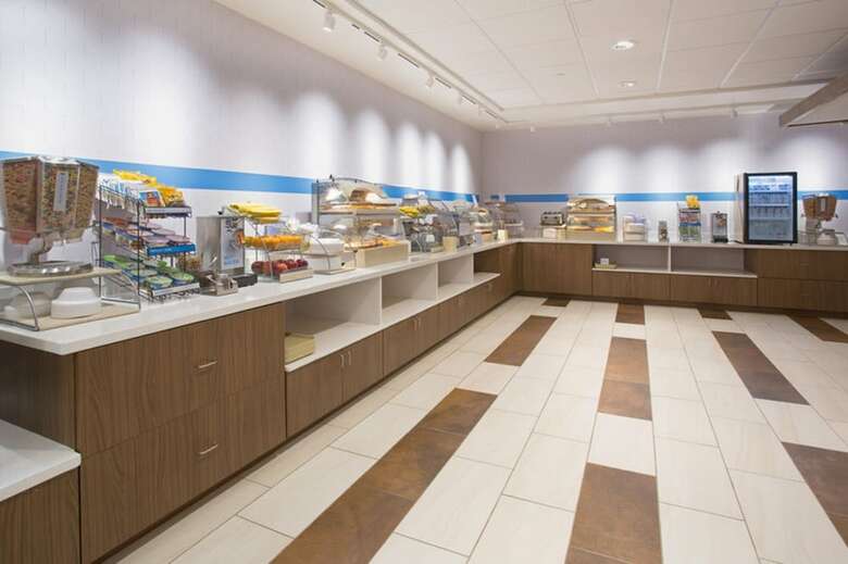 Hotel Holiday Inn Express & Suites Trinity
