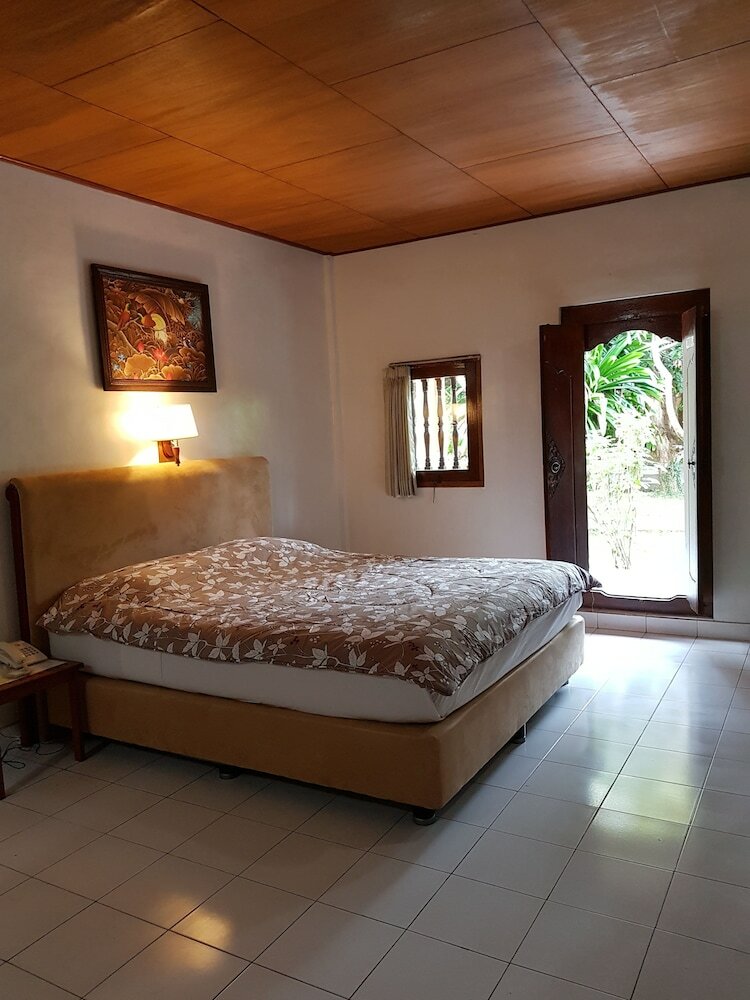 Hotel Suji Bungalow