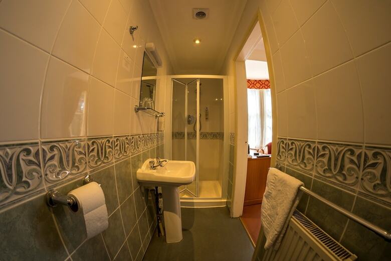 Hotel Farnley Tower Guesthouse