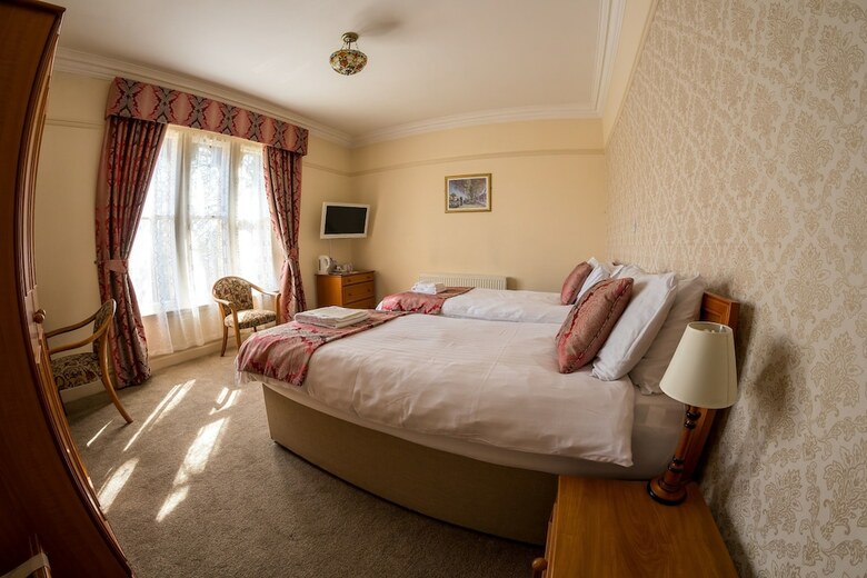 Hotel Farnley Tower Guesthouse