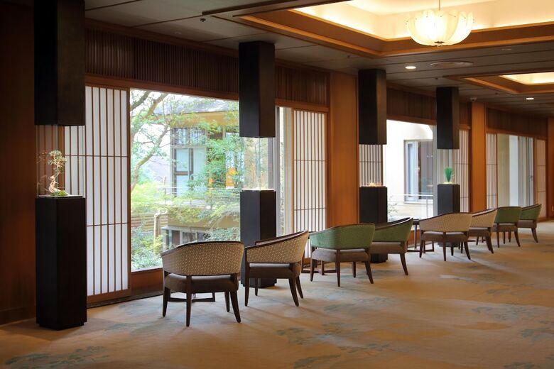 Hotel Kamogawakan