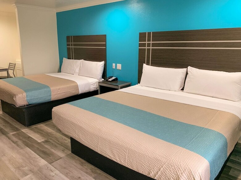 Motel 6 Houston, Tx- 249/ Willowbrook