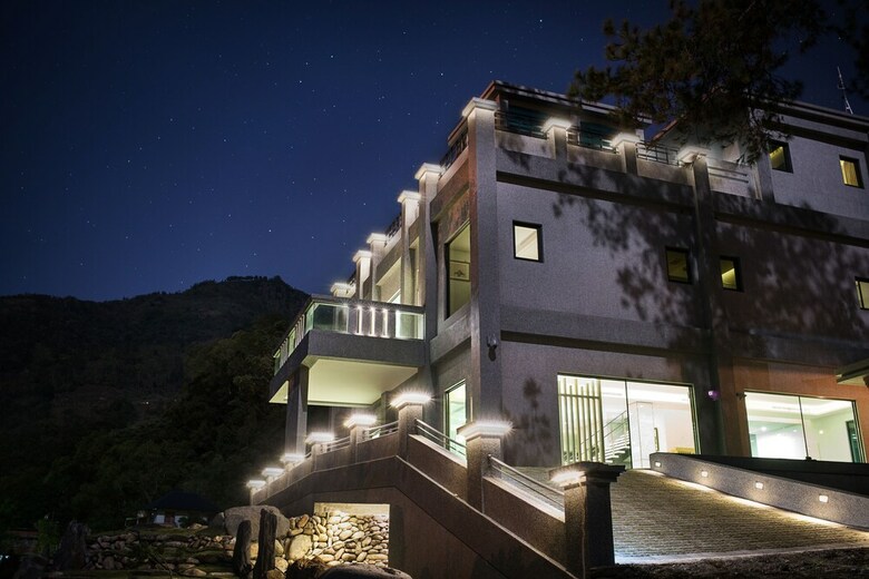 Bed & Breakfast Azureloho