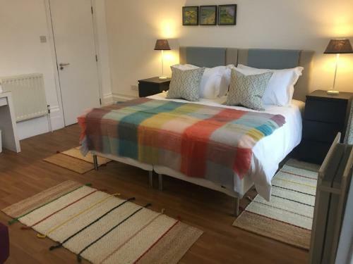 Acorn - Bedford Place Apartments