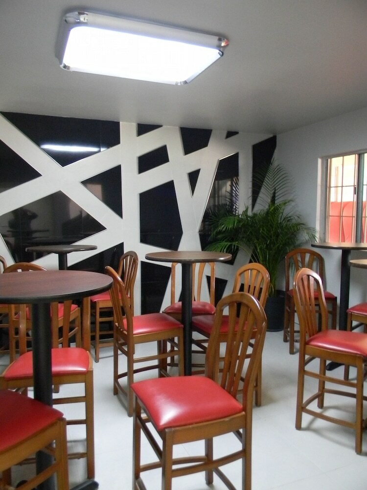 Hotel Plaza Hermosa