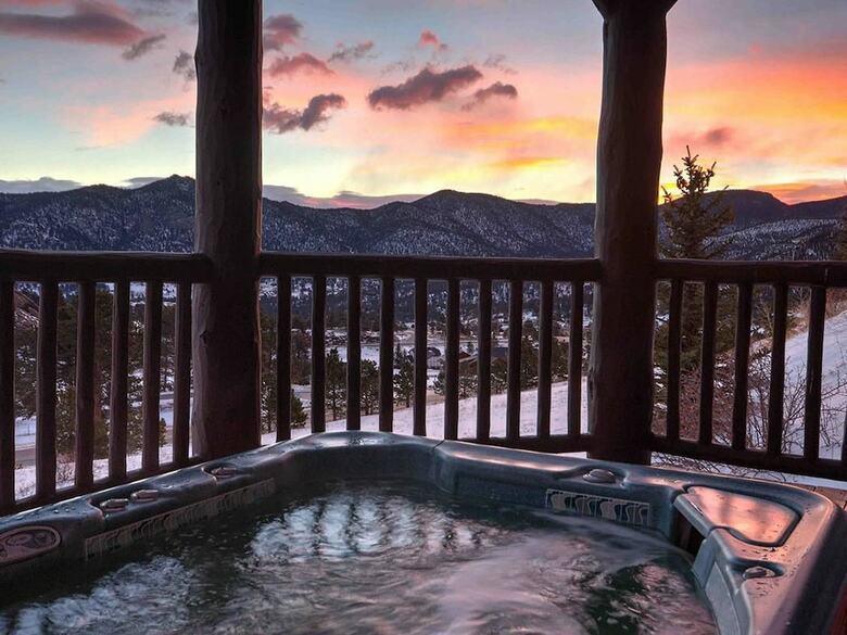 Hotel Taharaa Mountain Lodge