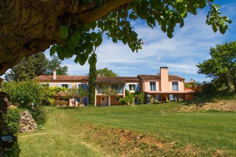 Apartamentos Gites de La R�parade