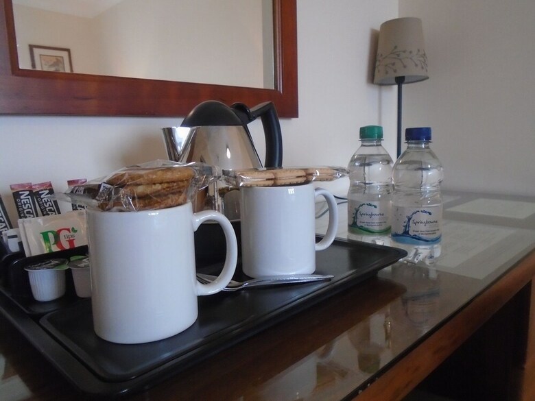 The Bridge House Hotel