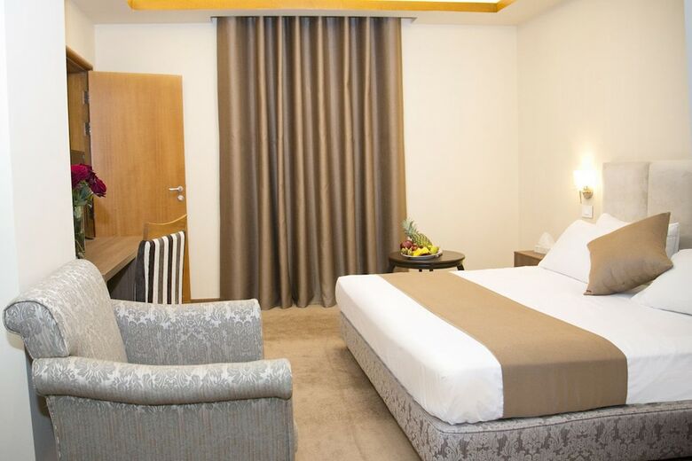 Bzommar Palace Hotel