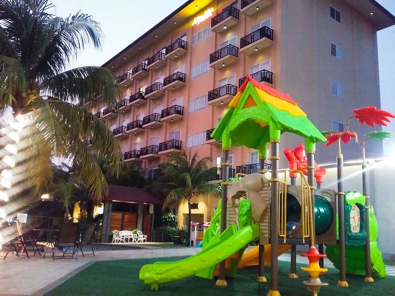 Narita Hotel Tangerang