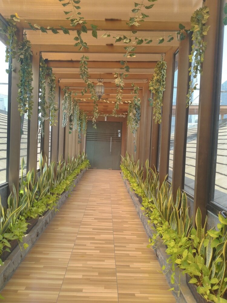 Hotel Green Bamboo Residence