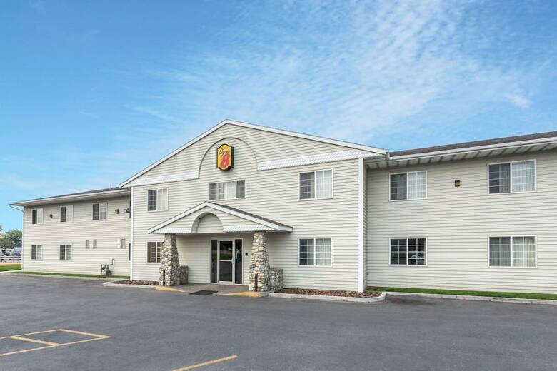 Hotel Super 8 By Wyndham Hamilton
