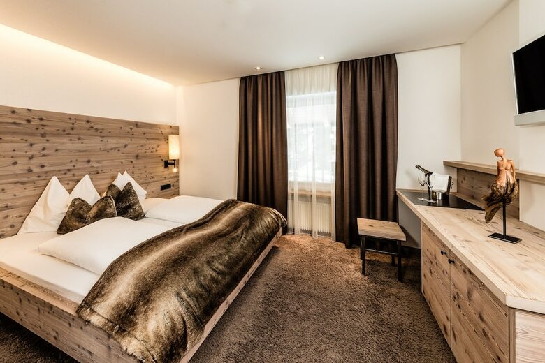 Art Hotel Anterleghes