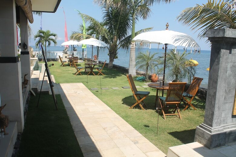 Hotel Kelapa Lovina Beach Villas