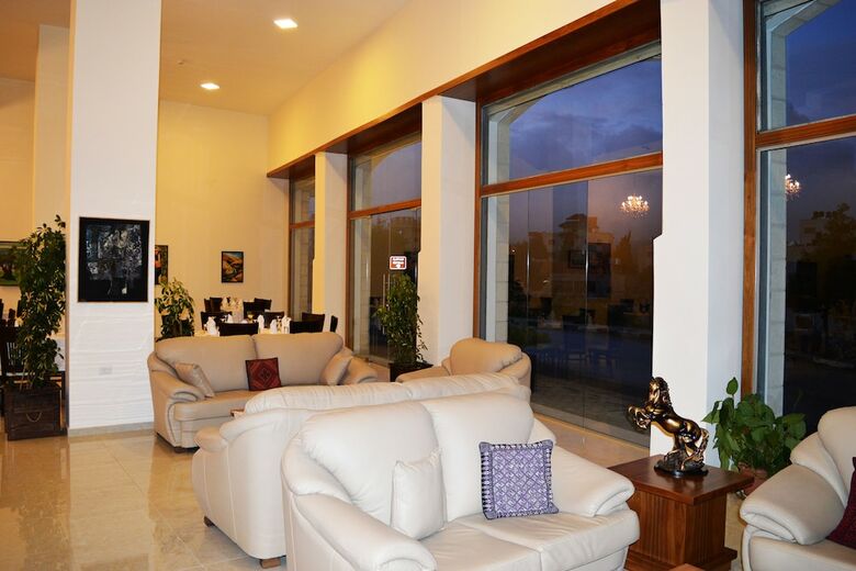 Taybeh Golden Hotel