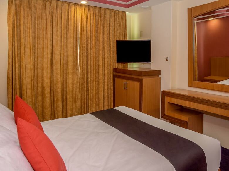 Hotel Capital O El Senador