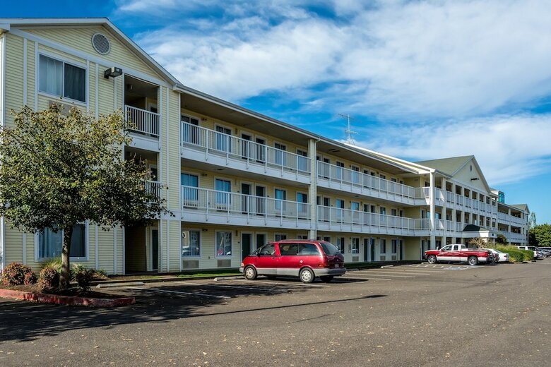 Hotel Hometowne Studios Salem, Or