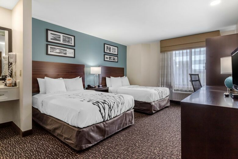Hotel Sleep Inn & Suites
