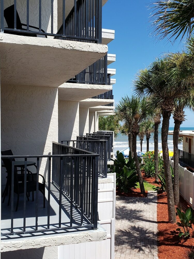 Hotel Flamingo Inn Beachfront