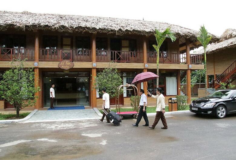 Hoa Binh Hotel