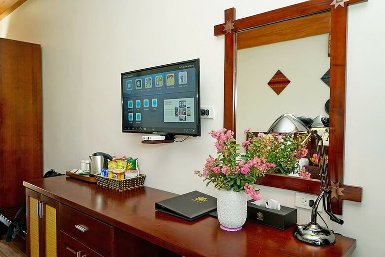 Hoa Binh Hotel