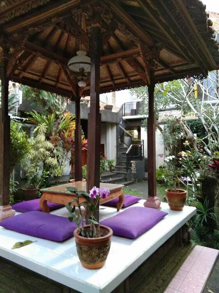 Hotel Lilacita Inn