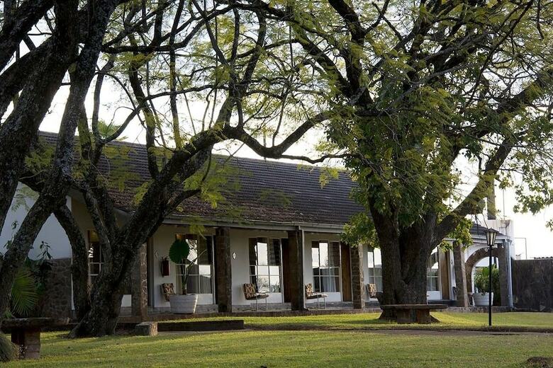 Great Zimbabwe Hotel