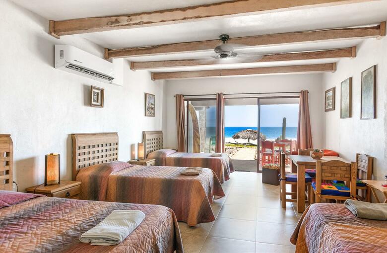 Hotel Punta Conejo Resort