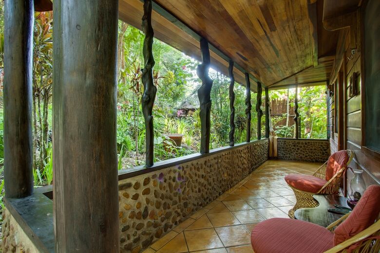 Posada Table Rock Jungle Lodge