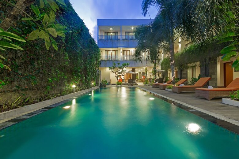 Hotel Vihan Suites