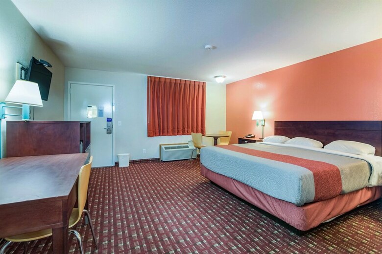 Motel 6 Dyersburg, Tn